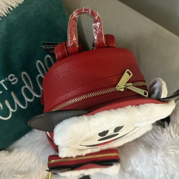 🌲Loungefly Disney Mickey Mouse Christmas Santa Wallet & Backpack🌲 - Picture 3 of 12